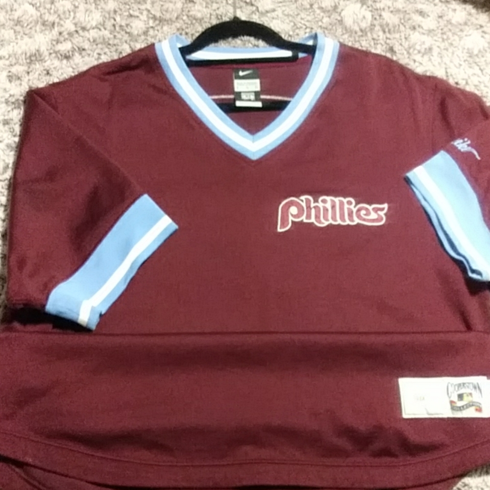 Jerseys - Picture 2 of 3